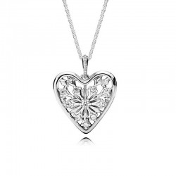 Heart of Winter Necklace...